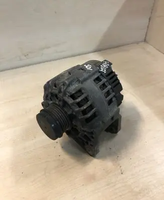 Skoda Fabia Mk1 (6Y) Generator/alternator 028903029D