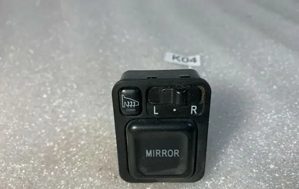 Honda CR-V Wing mirror switch S9AJ210M1