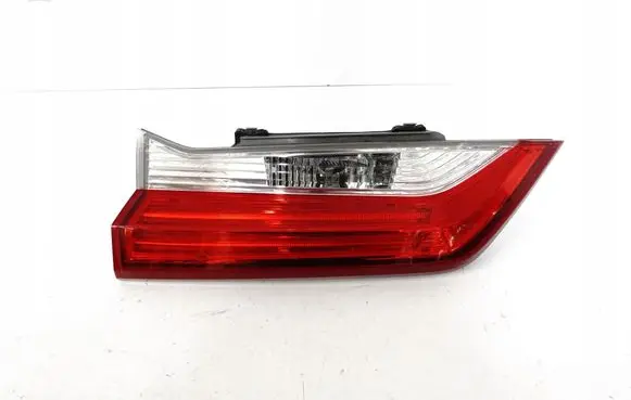 Honda CR-V Tailgate rear/tail lights 62125901