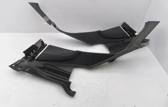 Tesla Model S (D) pillar trim (bottom) 100253400G 100833400G