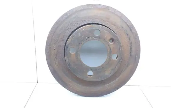 Volkswagen Golf II Front brake disc