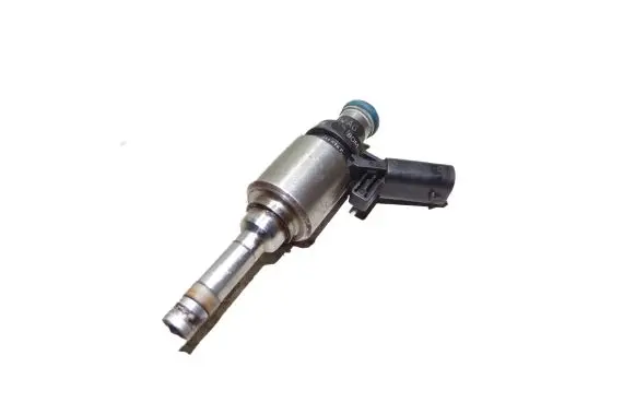 Audi A4 S4 B8 8K Fuel injector 06H906036G