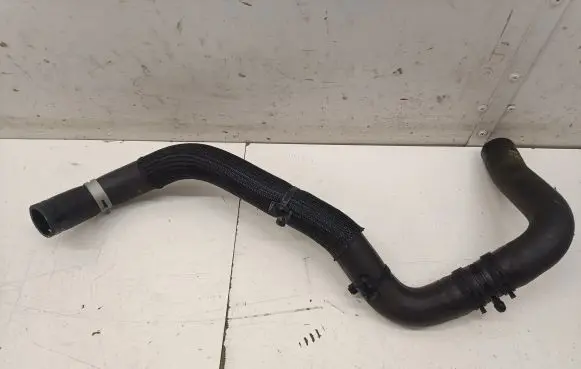 Nissan Qashqai J12 Engine coolant pipe/hose 215306UB3A