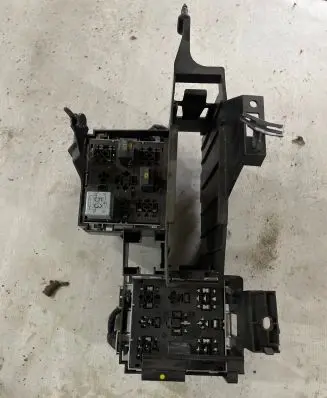 Porsche Cayenne (9PA) Fuse module 7L0937535B