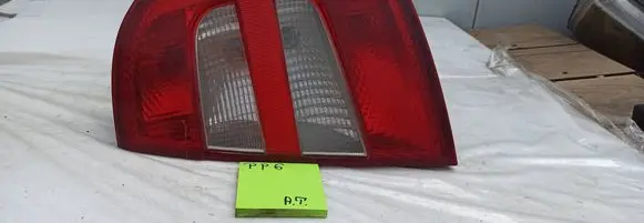 Skoda Fabia Mk1 (6Y) Rear/tail lights 1212123