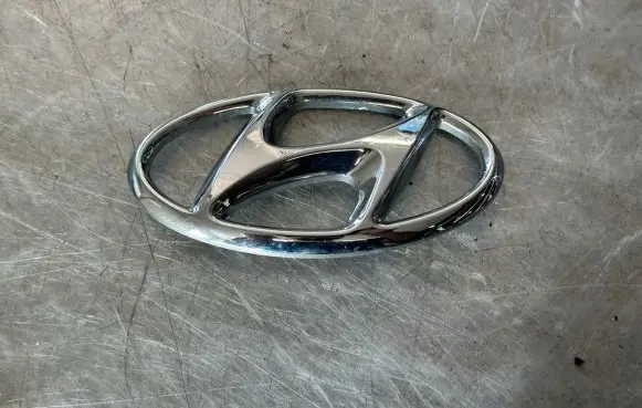 Hyundai Tucson TL Manufacturers badge/model letters 