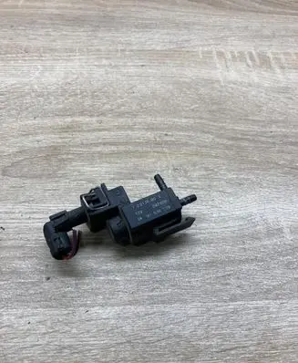 Opel Vectra C Vacuum valve 90530039 72213800