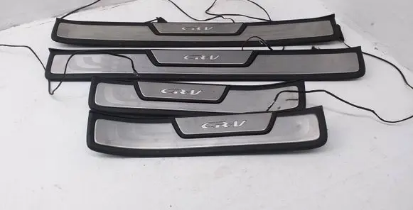 Honda CR-V Front sill trim cover 213080814 20130902N
