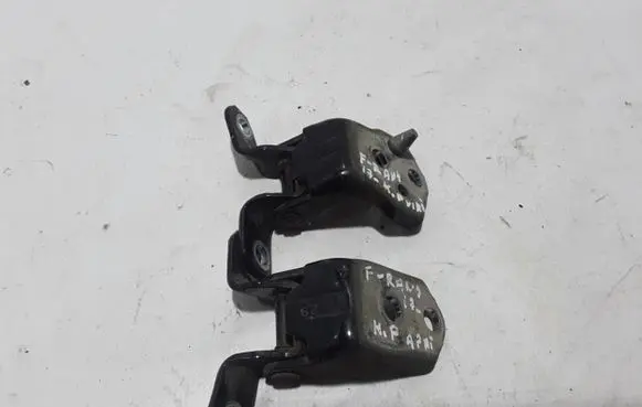 Ford Ranger Front door upper hinge 5306279