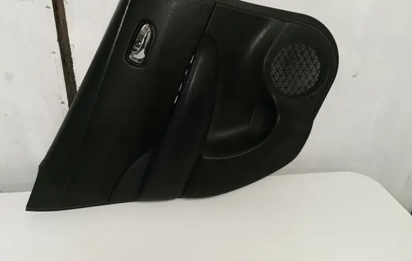 Nissan Leaf II (ZE1) Rear door card panel trim 829113NL0A