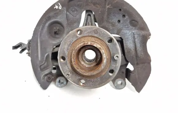 Peugeot 308 Front wheel hub