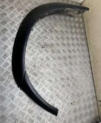Mitsubishi Pajero Front arch trim MR230969