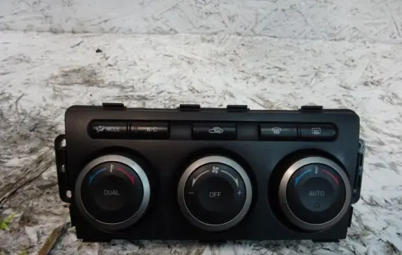 Mazda 6 Climate control unit GAP361190A