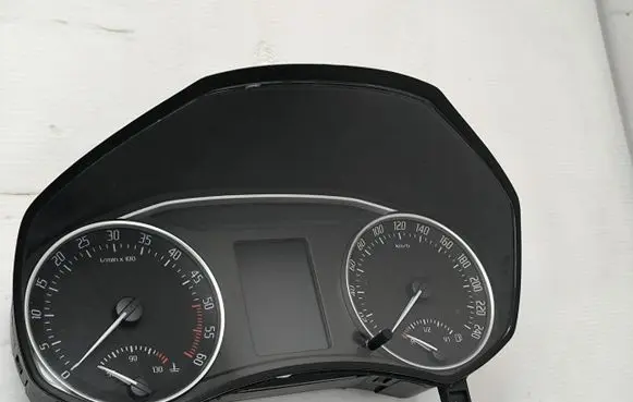 Skoda Octavia Mk2 (1Z) Speedometer (instrument cluster) 1Z0920843S