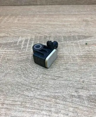Mercedes-Benz B W246 W242 Airbag deployment crash/impact sensor A1668210151 86084085AA