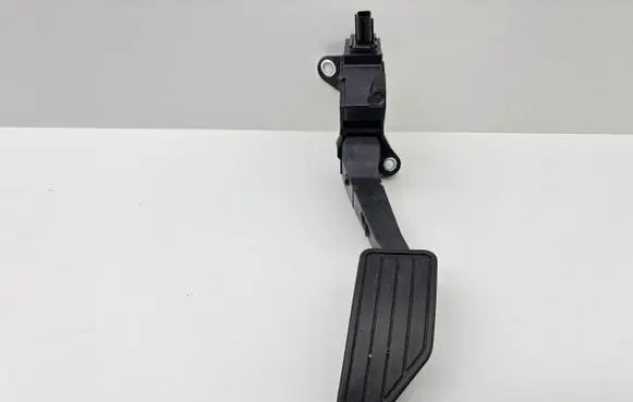 Subaru Legacy VII Accelerator throttle pedal 36010AN02A