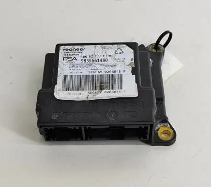 Opel Mokka B Airbag control unit/module 9835661480 680009600