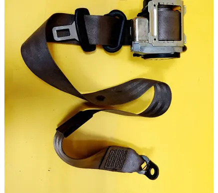 Audi A6 S6 C5 4B Front seatbelt 040240