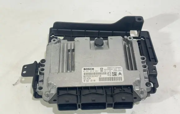 Peugeot 407 Engine control unit/module 9662213380