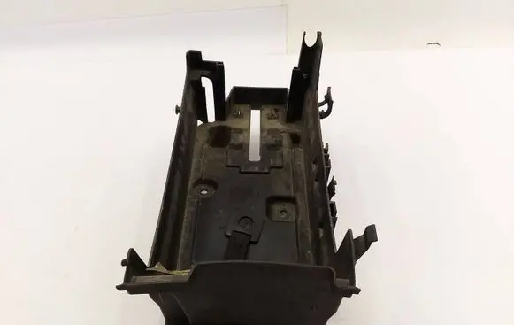 Opel Insignia A Battery box tray 13448185