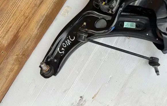 KIA Stonic Front control arm 