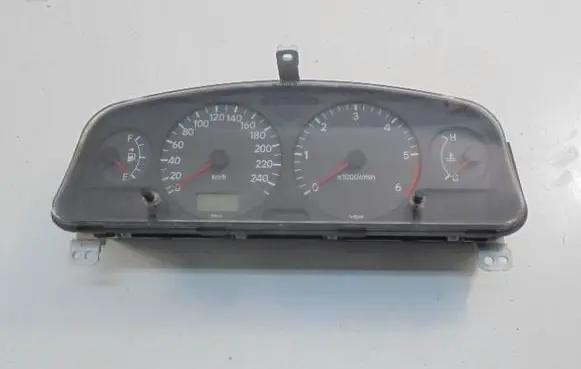 Toyota Avensis Verso Speedometer (instrument cluster) 83800-05460
