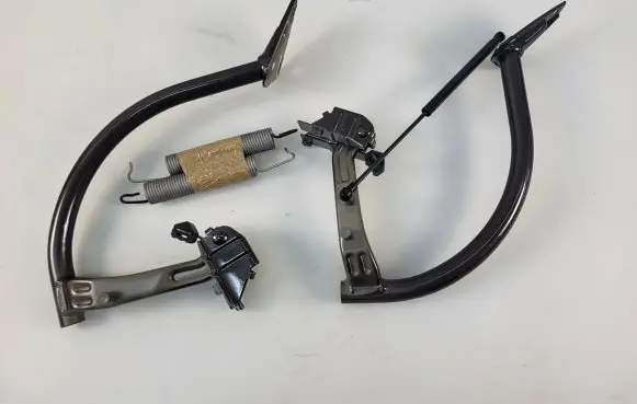 Volkswagen PASSAT CC Tailgate/trunk/boot hinge