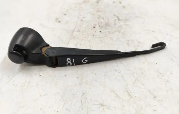 Volkswagen Polo III 6N 6N2 6NF Rear wiper blade arm 6N0955707B