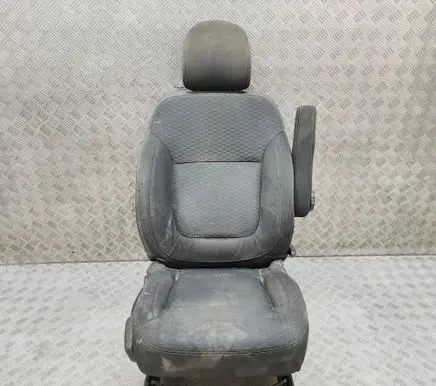 Opel Vivaro Front passenger seat 93453180