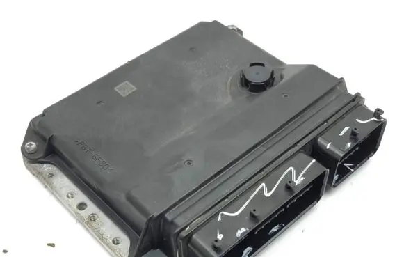 Toyota RAV 4 (XA40) Engine control unit/module 8966142J40 2759005001
