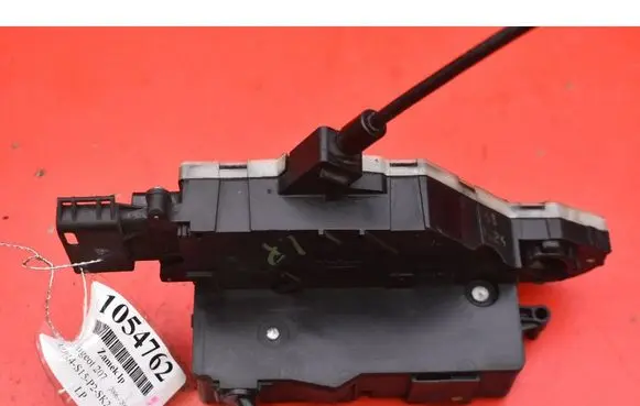 Mercedes-Benz E C207 W207 Front door lock 24087816