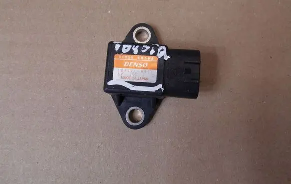 Nissan X-Trail T32 Airbag deployment crash/impact sensor 319554BA0A