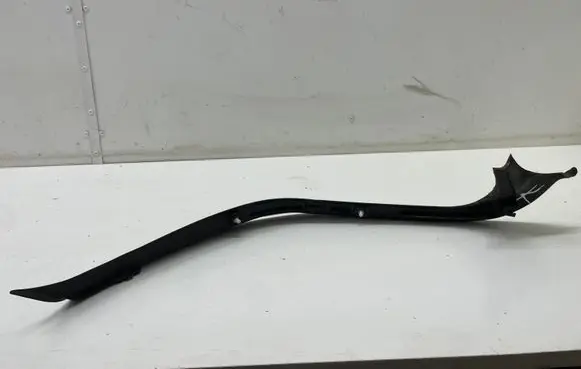 Mercedes-Benz C W205 Rain gutter A2056900941