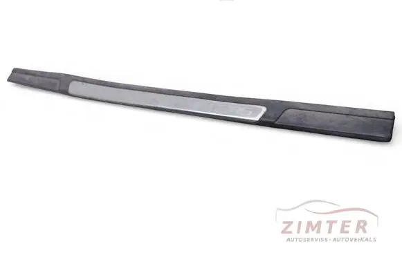 Skoda Octavia Mk2 (1Z) Front sill trim cover 