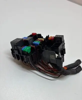 Volkswagen ID.3 Fuse module 5WA937125B P010077810 190052051026