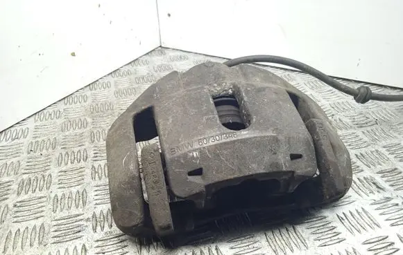 BMW 5 F10 F11 Front brake caliper