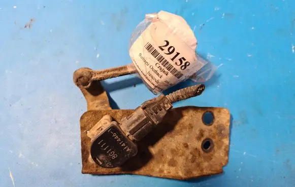 Subaru Outback Sensor 8G1111