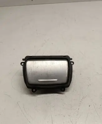 BMW 5 F10 F11 Ashtray (front) 9206347