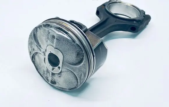 Ford Mustang VI Piston with connecting rod CR3Z6200B JR3Z6108A