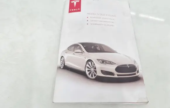 Tesla Model S User manual 