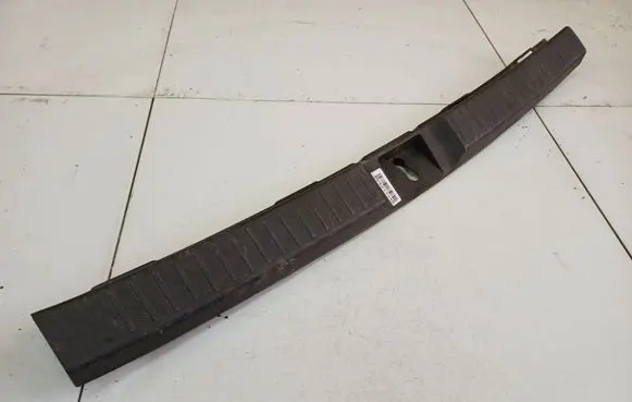 Toyota Corolla Verso AR10 Other trunk/boot trim element 647160F010