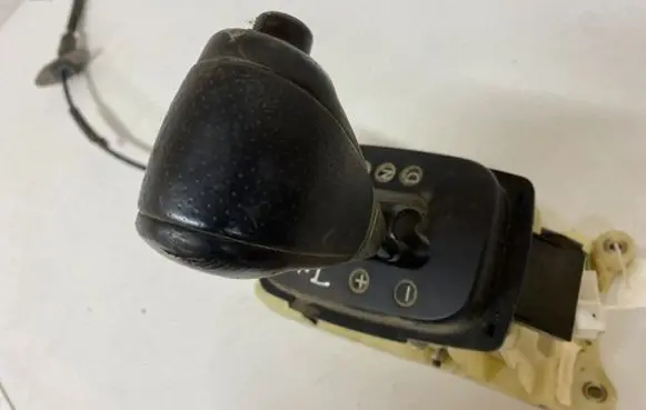 Hyundai Tucson JM Gear shifter/selector G69K 467001F965WK