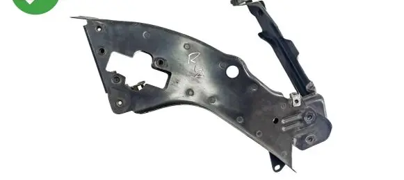 Mercedes-Benz E W211 Headlight/headlamp mounting bracket
