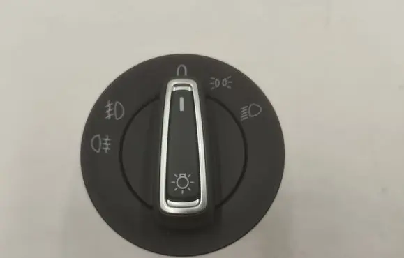Light switch