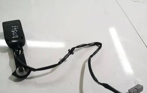 Mazda 3 I Front seatbelt buckle 6064100a