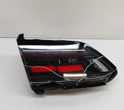 Volkswagen Arteon Shooting Brake Tailgate rear/tail lights 3G8945307AG