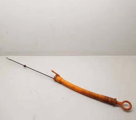 Volkswagen PASSAT B6 Oil level dip stick 038115611B