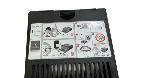 Mercedes-Benz B W245 Tire air pump compressor A0005831102
