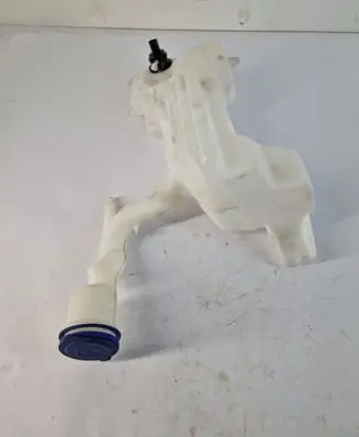 Windshield washer fluid reservoir/tank