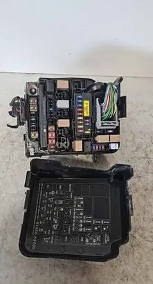 KIA Ceed Fuse box set 91950A2700 1311070043 20131107